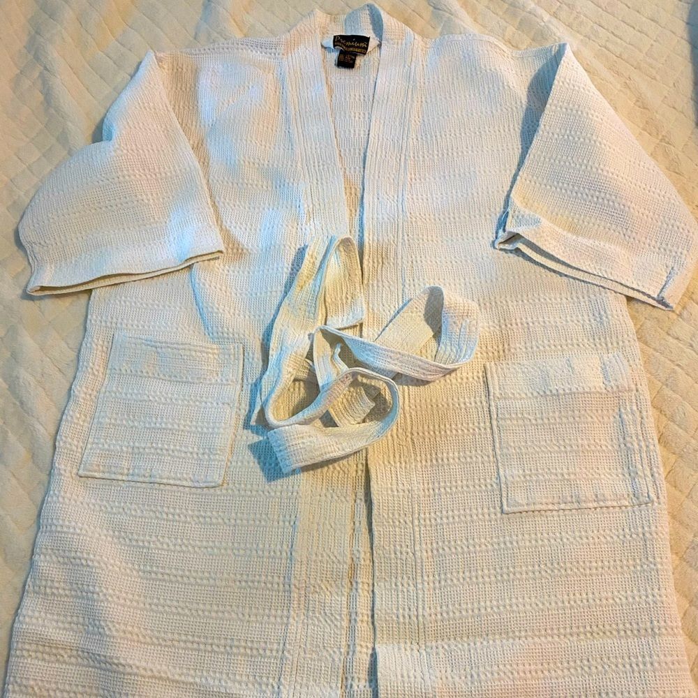 Premium Robe Collection One Size White Waffle Quick Drying monogrammed JM - Picture 1 of 6